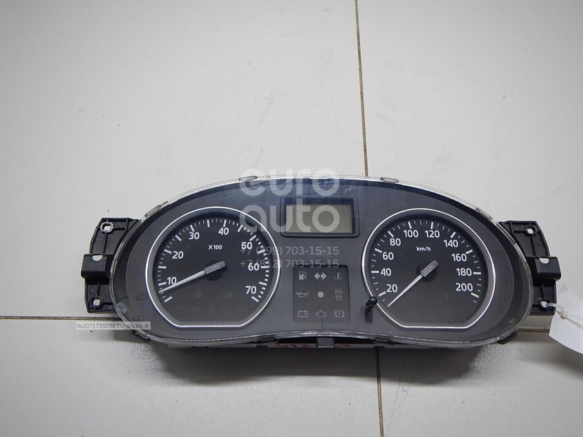 Рено Логан приборная панель 7102