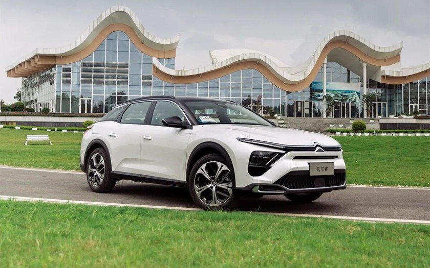 ДС Ситроен паркетник