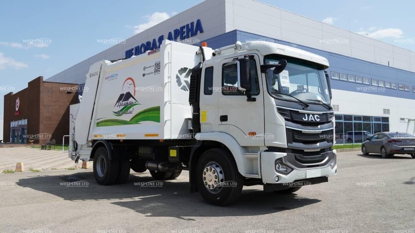 Мусоровоз с задней загрузкой