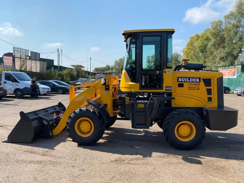 Фронтальный погрузчик Builder zl28