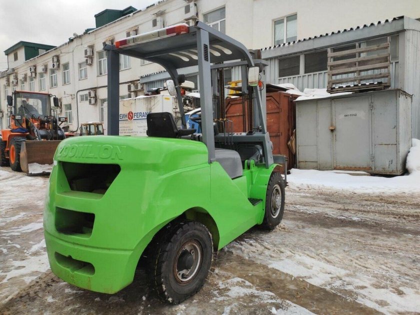 Дизельный вилочный погрузчик