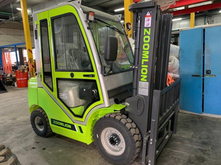 Дизельный вилочный погрузчик