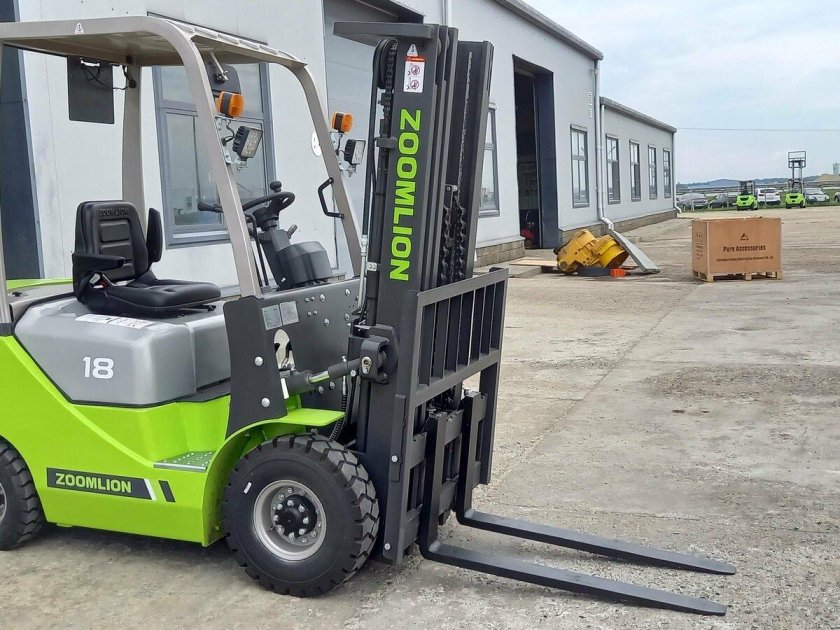 Вилочный автопогрузчик