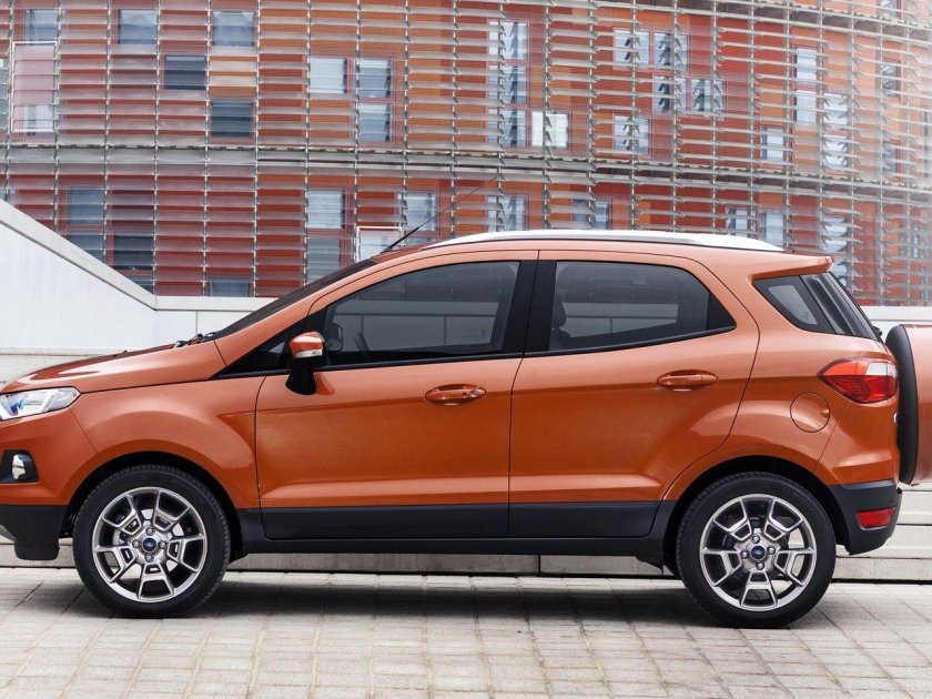 Форд Экоспорт 2014