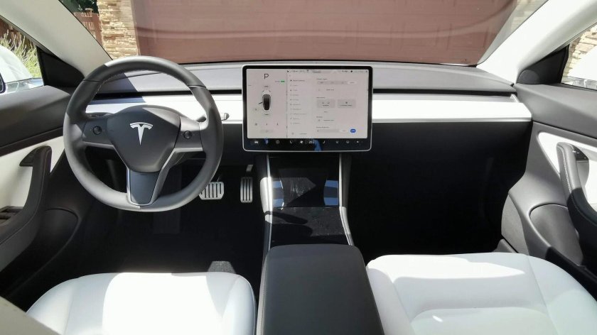 Tesla model 3 performance