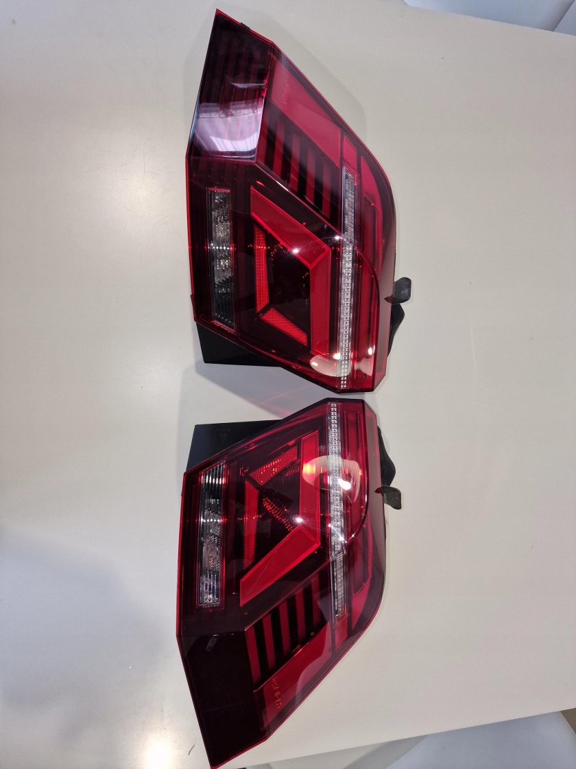 Задние фонари