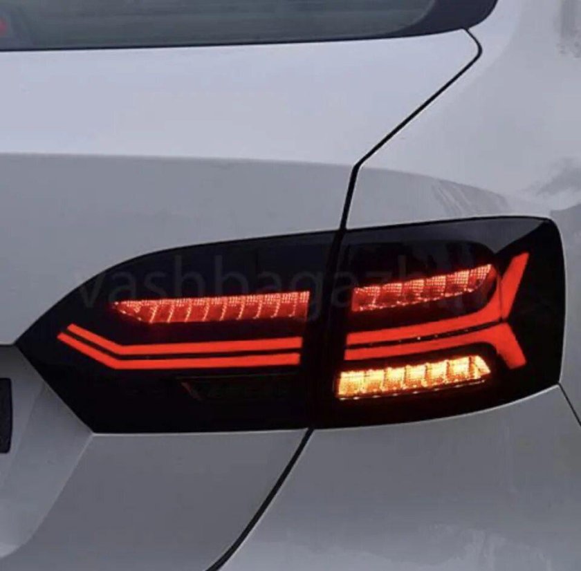 Задние фары VW Jetta 6