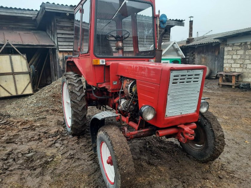 Купить трактор б у зимой