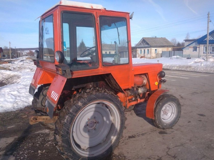 Трактор т-25 ХТЗ