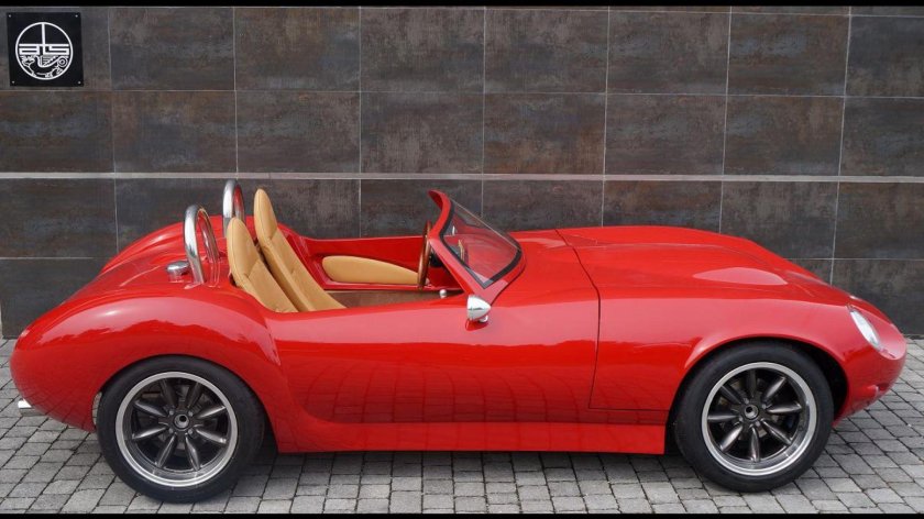 Двухместный родстер