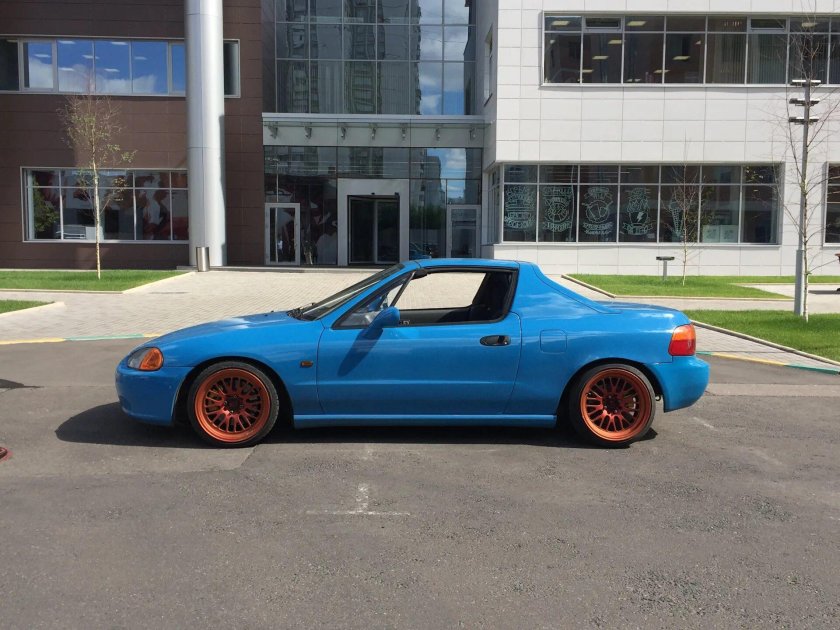 Хонда CR-X del Sol