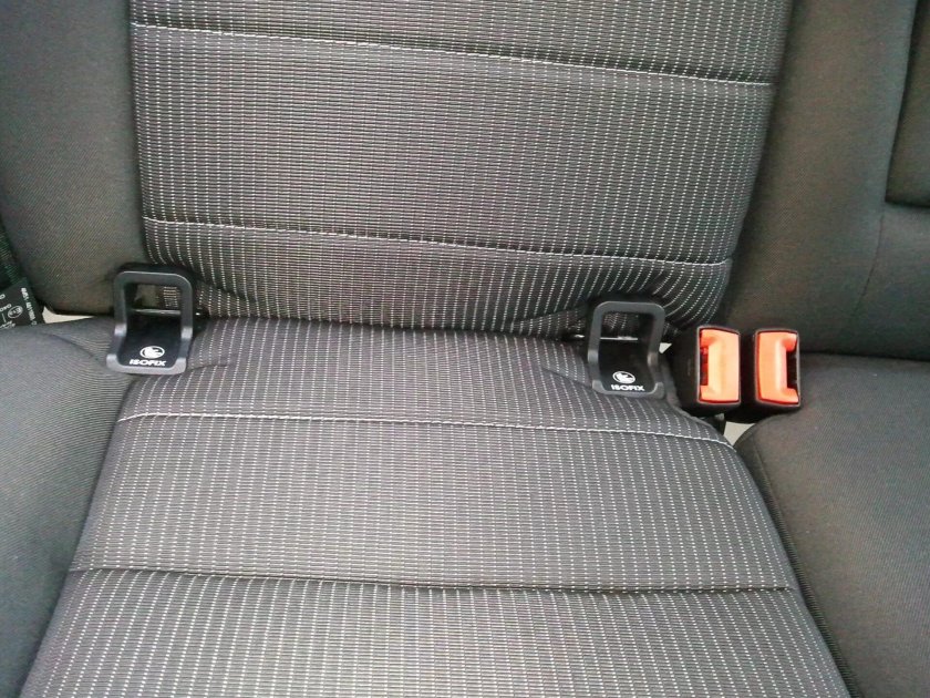 Изофикс крепление в автомобиле