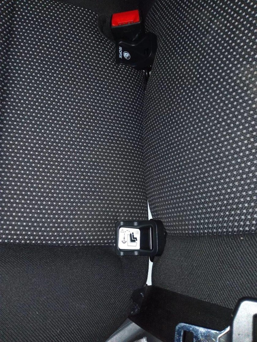 Хёндай Элантра 2008 изофикс