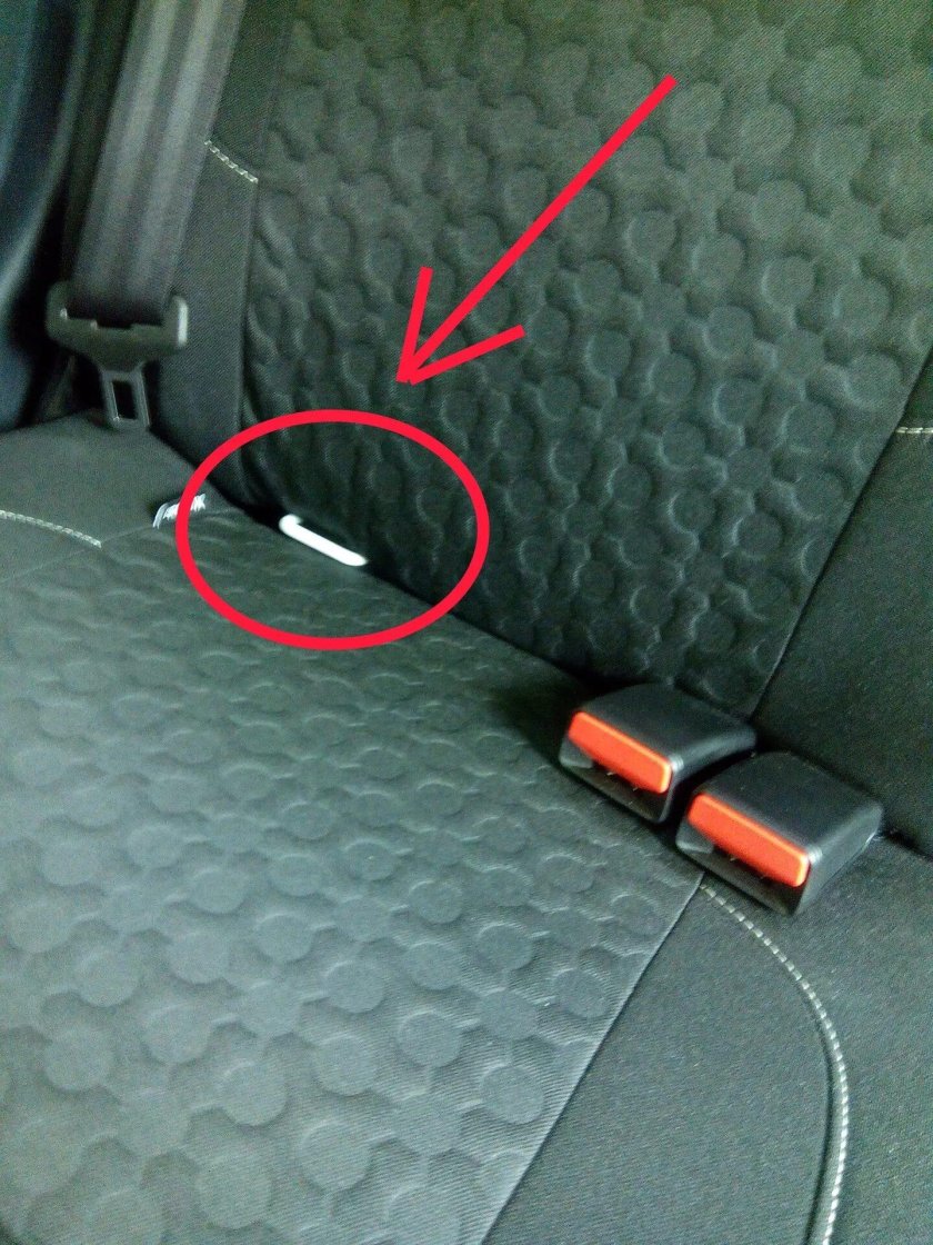 Isofix на Рено Логан 2