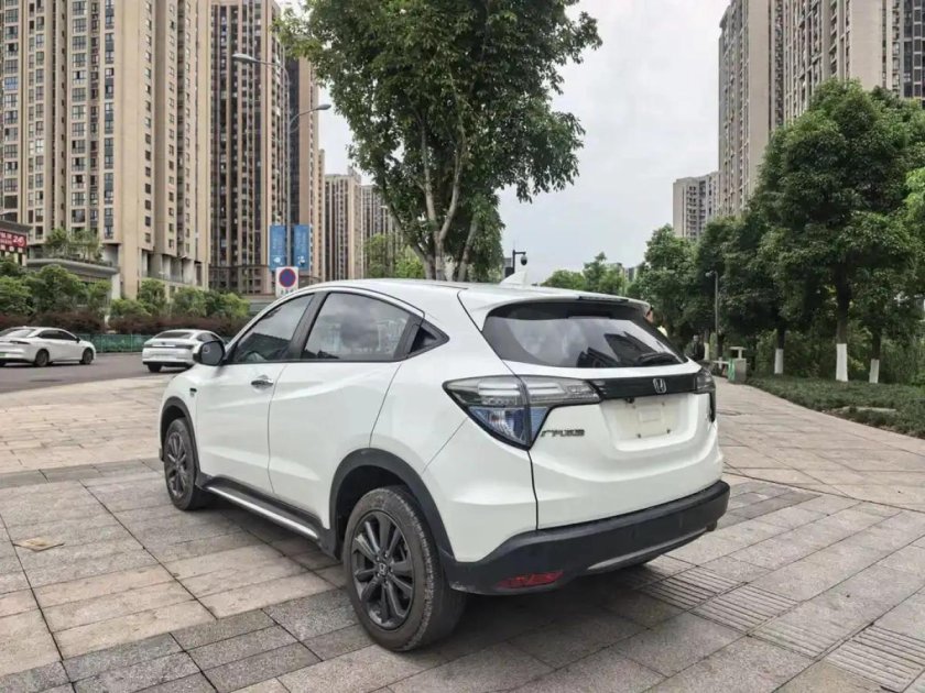 Honda vezel 2021