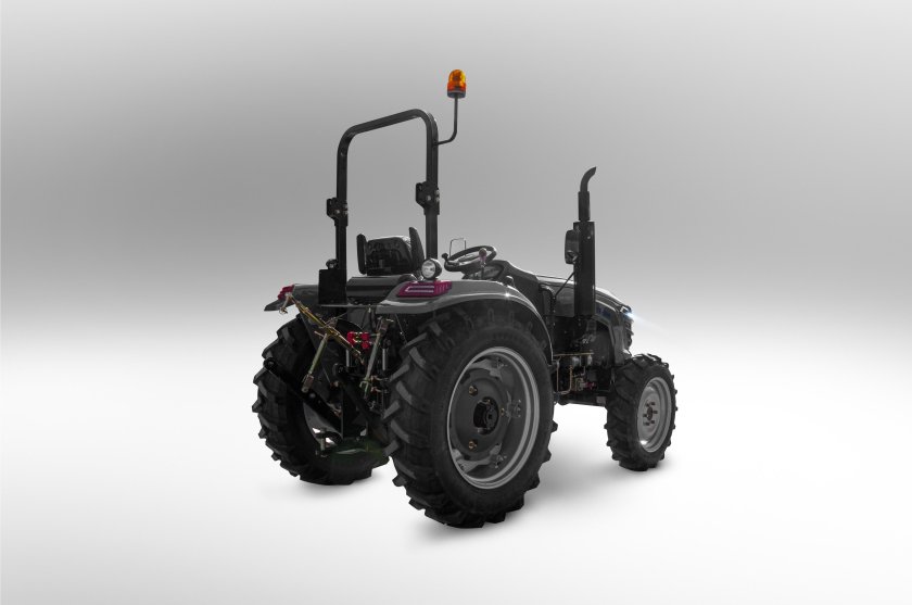 Скаут трактор