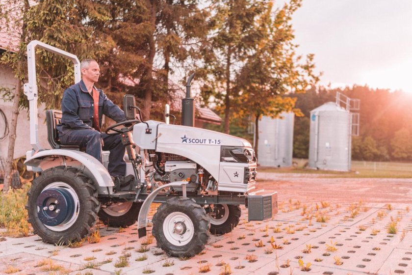 Трактор Скаут