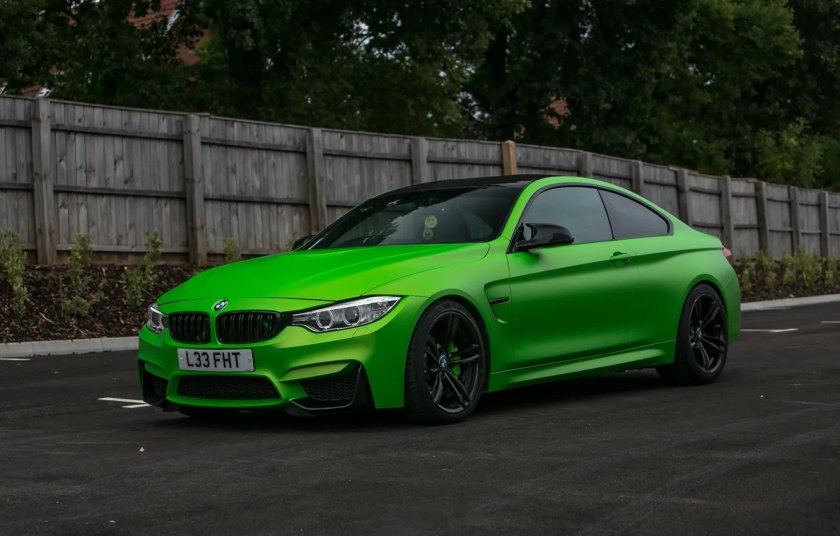 BMW f30 зеленая