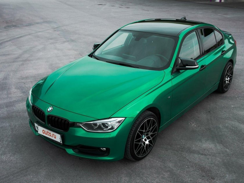 Бмв 3 зеленая