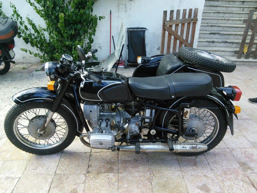 Мотоцикл днепр мт6