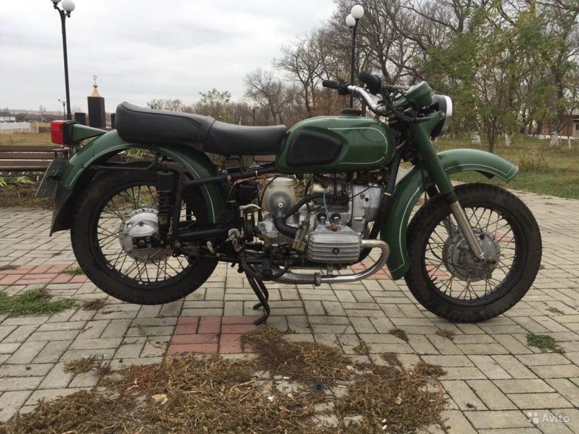 Мотоцикл Днепр МТ 10