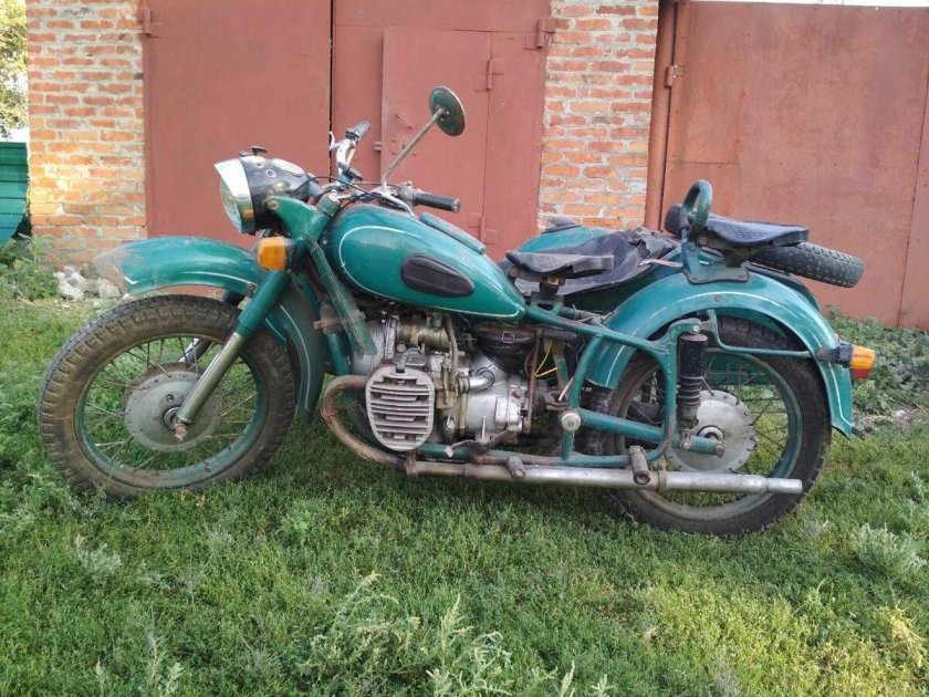 Мотоцикл Днепр МТ 9