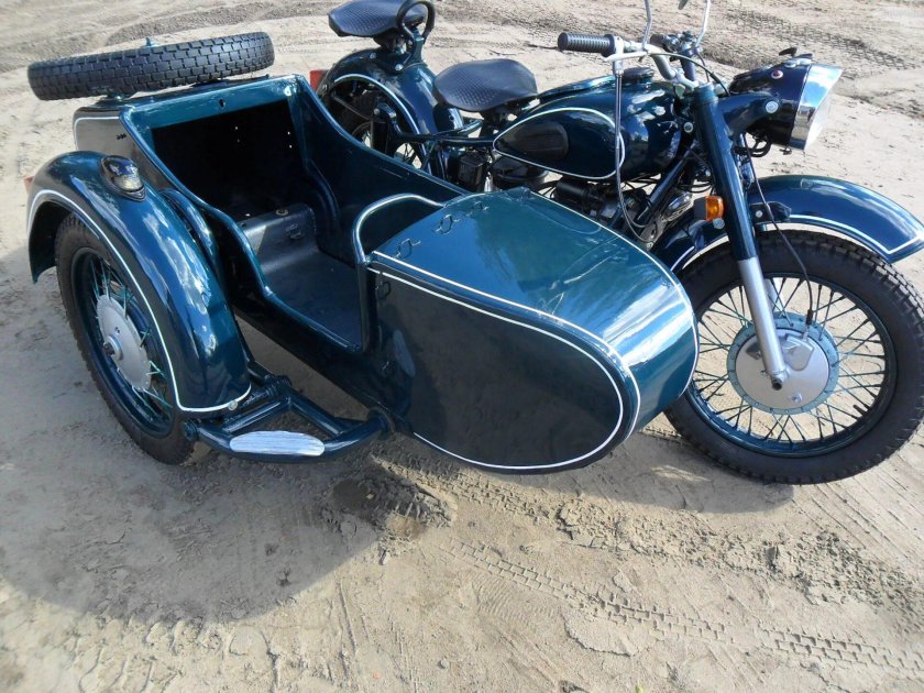 Мотоцикл Днепр МТ 9