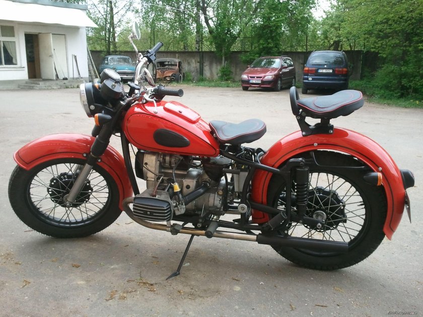 Днепр МТ 10 36 красный