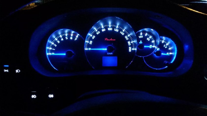 Тюнинговая панель приборов ВАЗ 2110