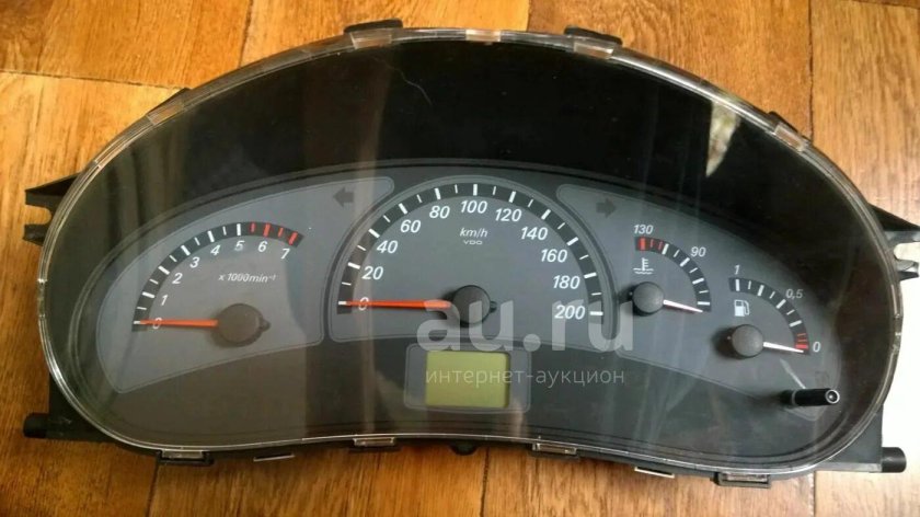 Щиток приборов ВАЗ 2110 евро
