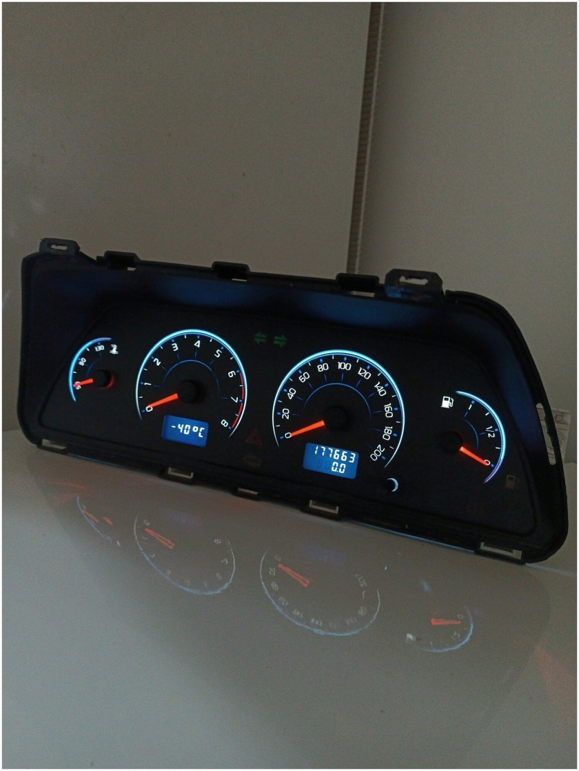 Приборная панель ВАЗ 2115 vdo