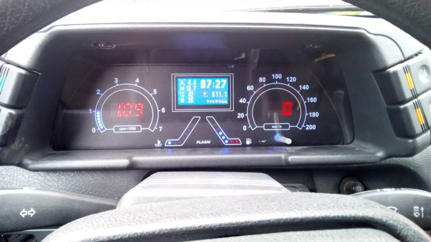Лада 2110 панель приборов