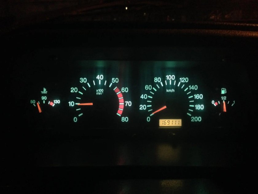 Приборная панель ВАЗ 2112