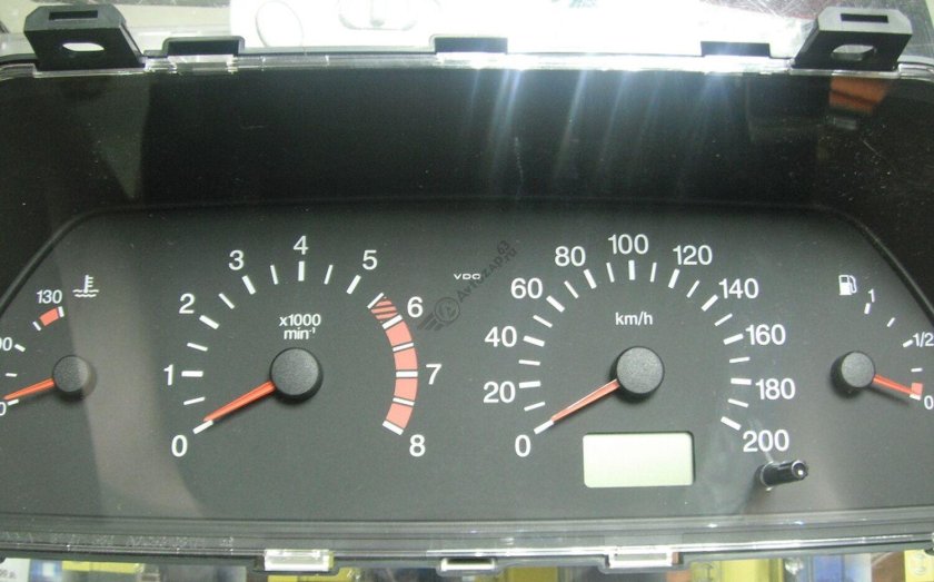 Счетмаш приборная панель ВАЗ 2114