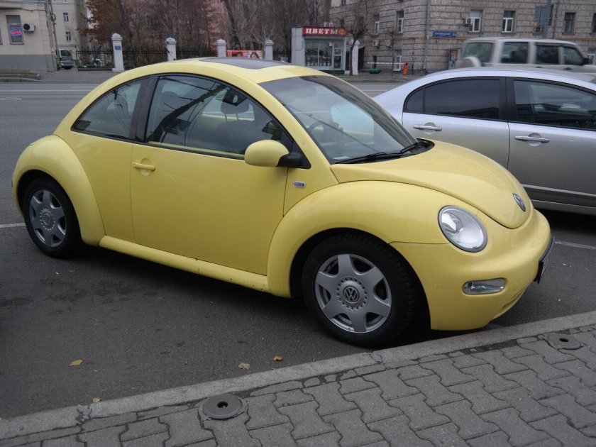 Фольксваген Битл 2000