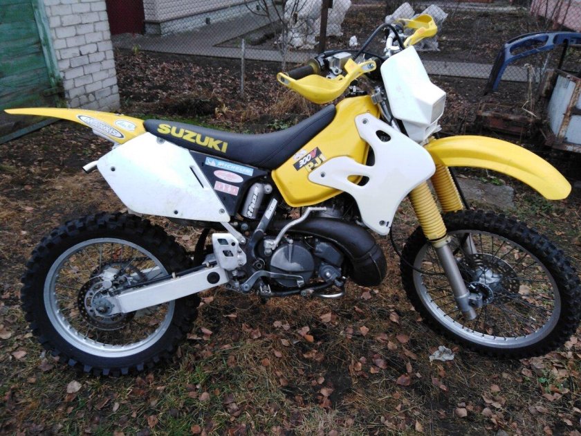 Suzuki RMX 250