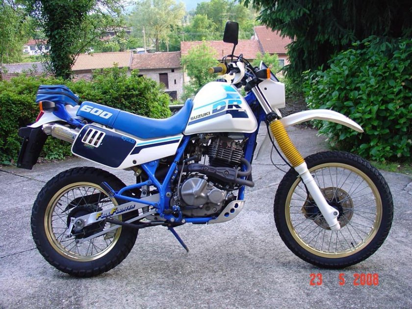 Suzuki Dr 600
