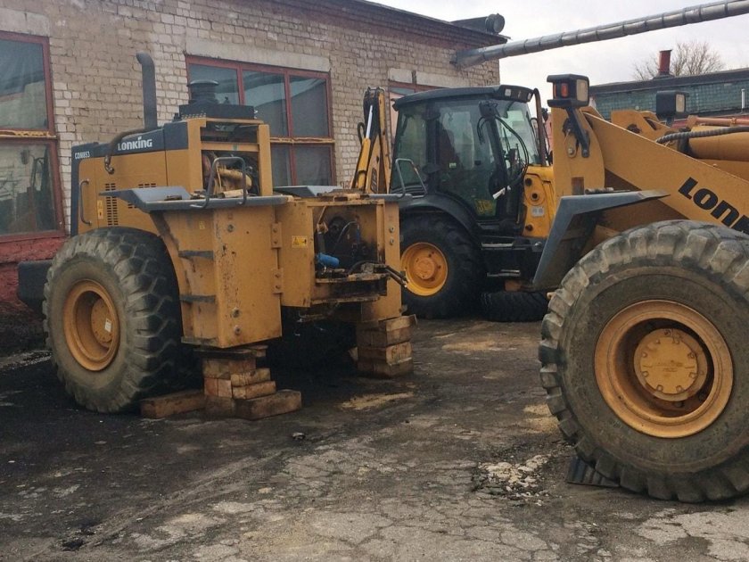 Фронтальный погрузчик Lonking cdm853