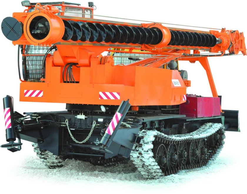 Бурильно-сваебойная машина БМ-831