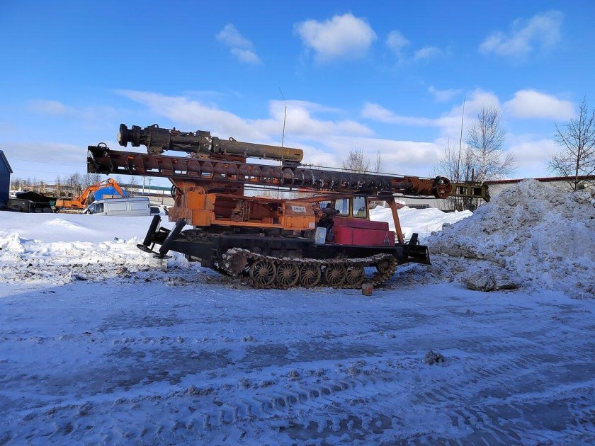 Бм 831 бурильно сваебойная машина