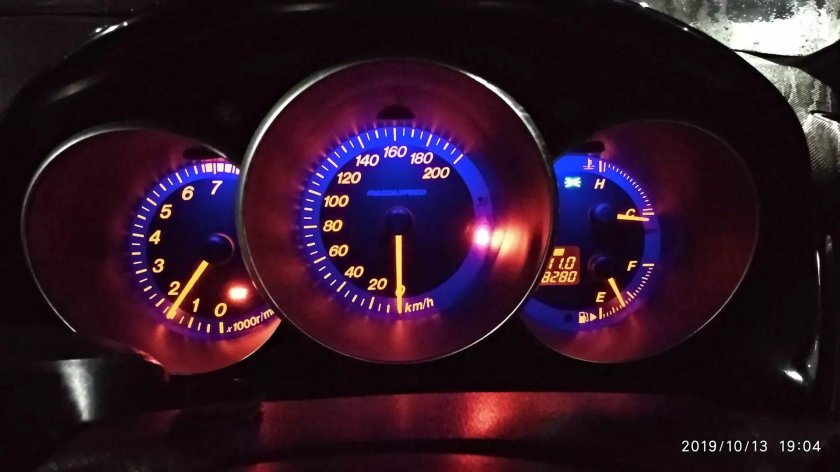 Пересвет приборной панели Мазда 3 БК