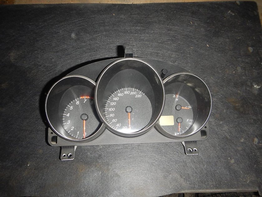 Панель приборов Mazda 3 BL