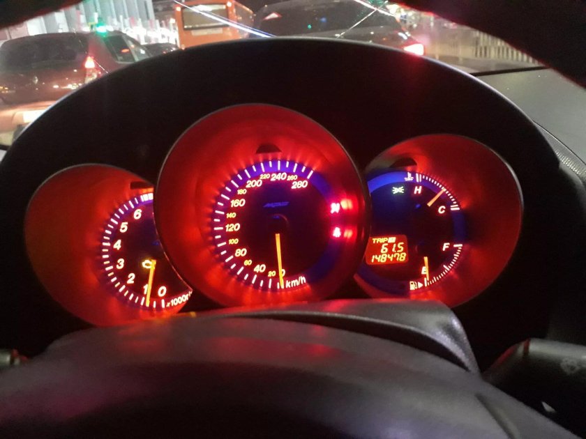 Мазда 3 МПС приборка