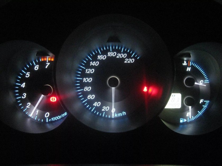 Пересвет Мазда 3 БК