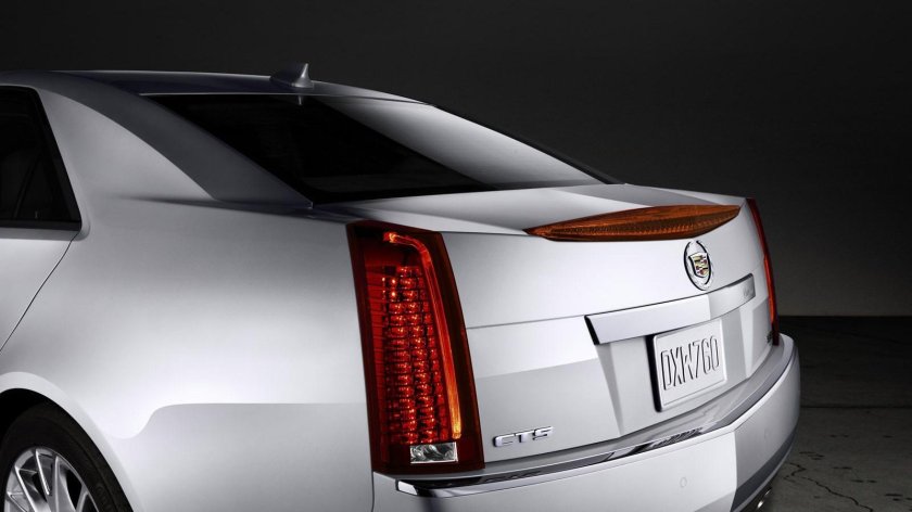 Кадиллак CTS 2012