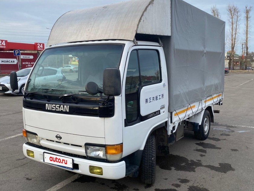Ниссан атлас грузовик