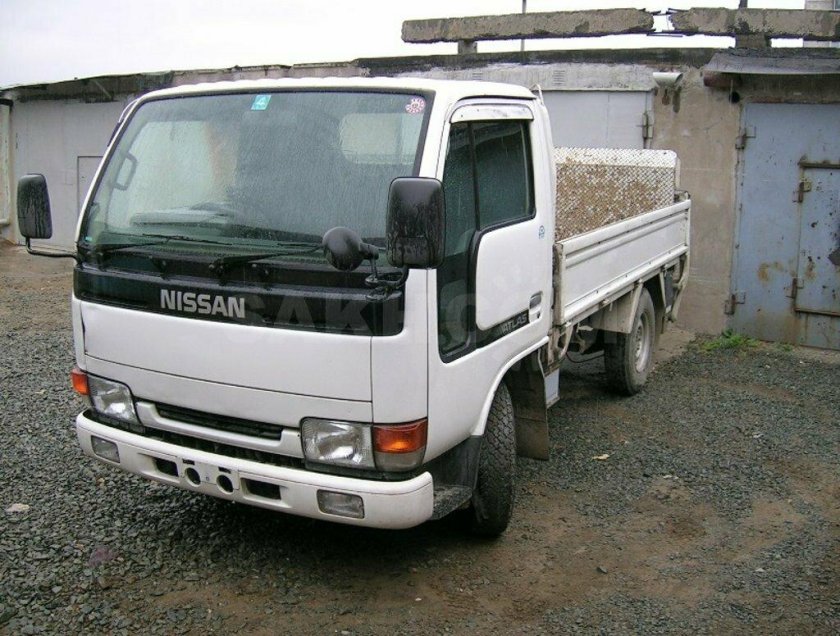 Nissan Atlas 3.5