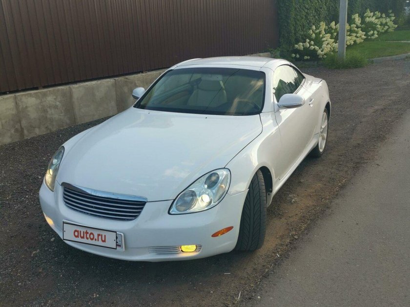 Лексус кабриолет белый