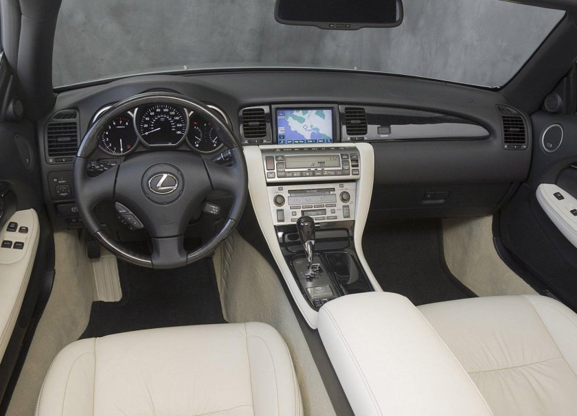 Lexus sc430 салон