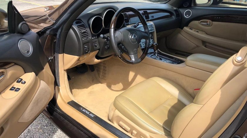 Lexus sc430 салон